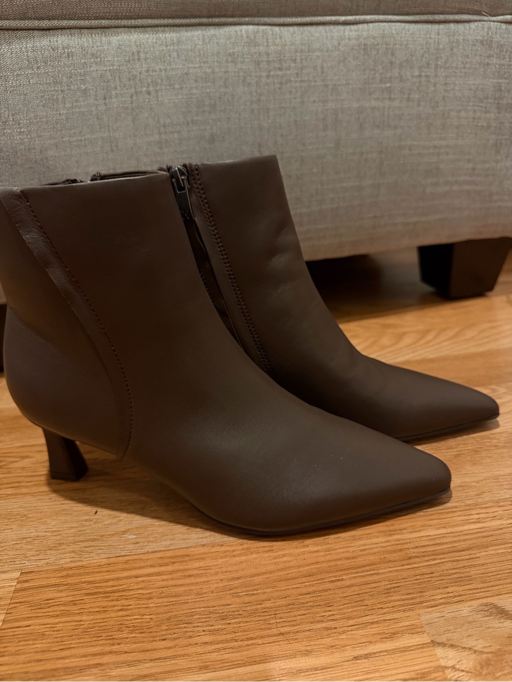 Naturalizer Women's Dark Brown Pointed Toe Ankle Booties
